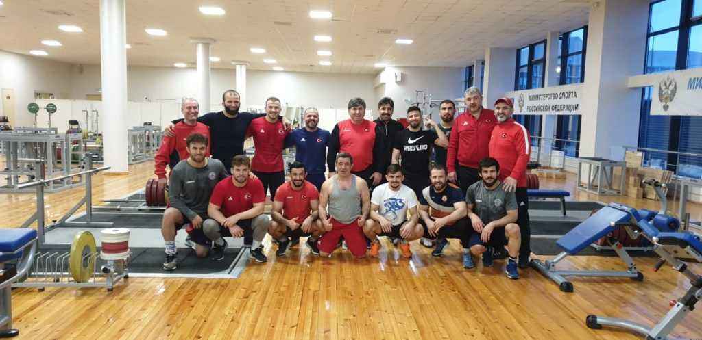 Serbest Güreş Milli Takımımız hazırlıklarını Rusya’da sürdürüyor   