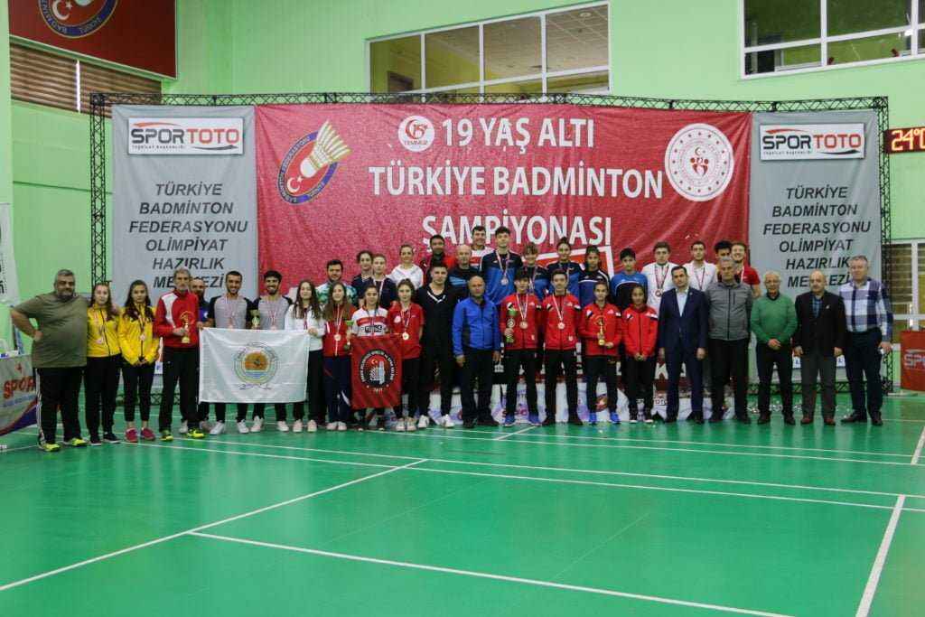 Hırvatistan yolcuları belli oldu   
