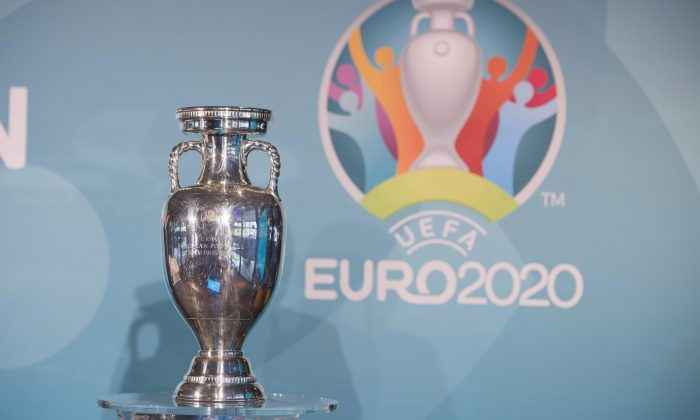 EURO 2020 1 Yıl Ertelendi