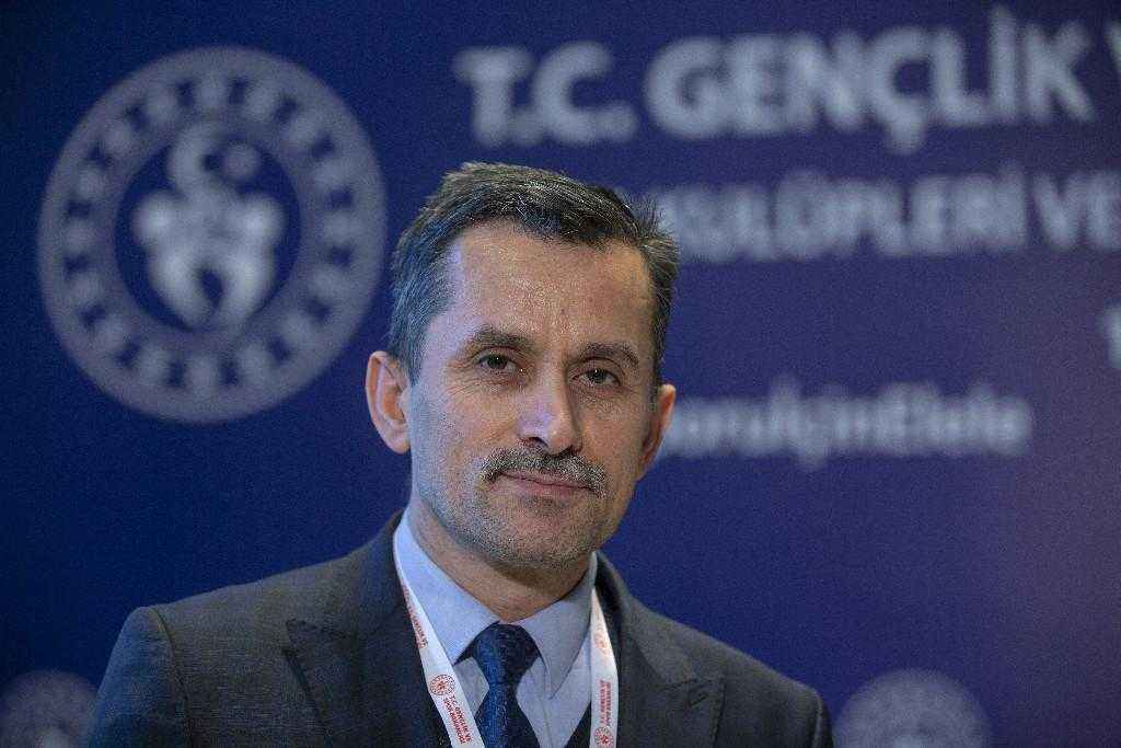 Özmekik’ten “Milli Dayanışma Kampanyası’na” destek   
