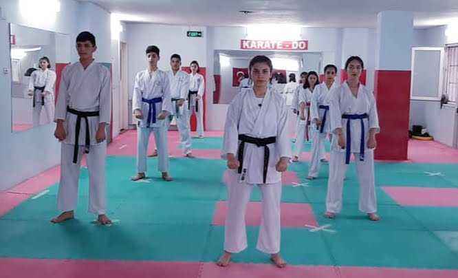 Karatecilerin Kuşak Sınavı   