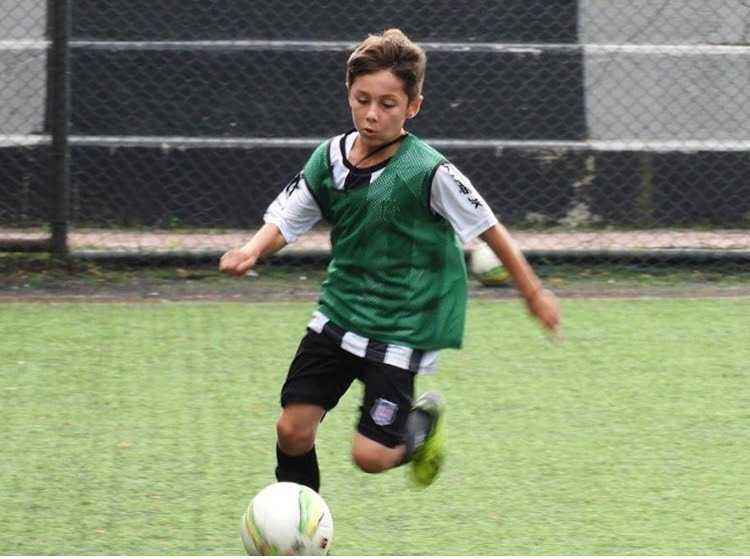 11 yaşındaki Taha yeteneğiyle göz dolduruyor   