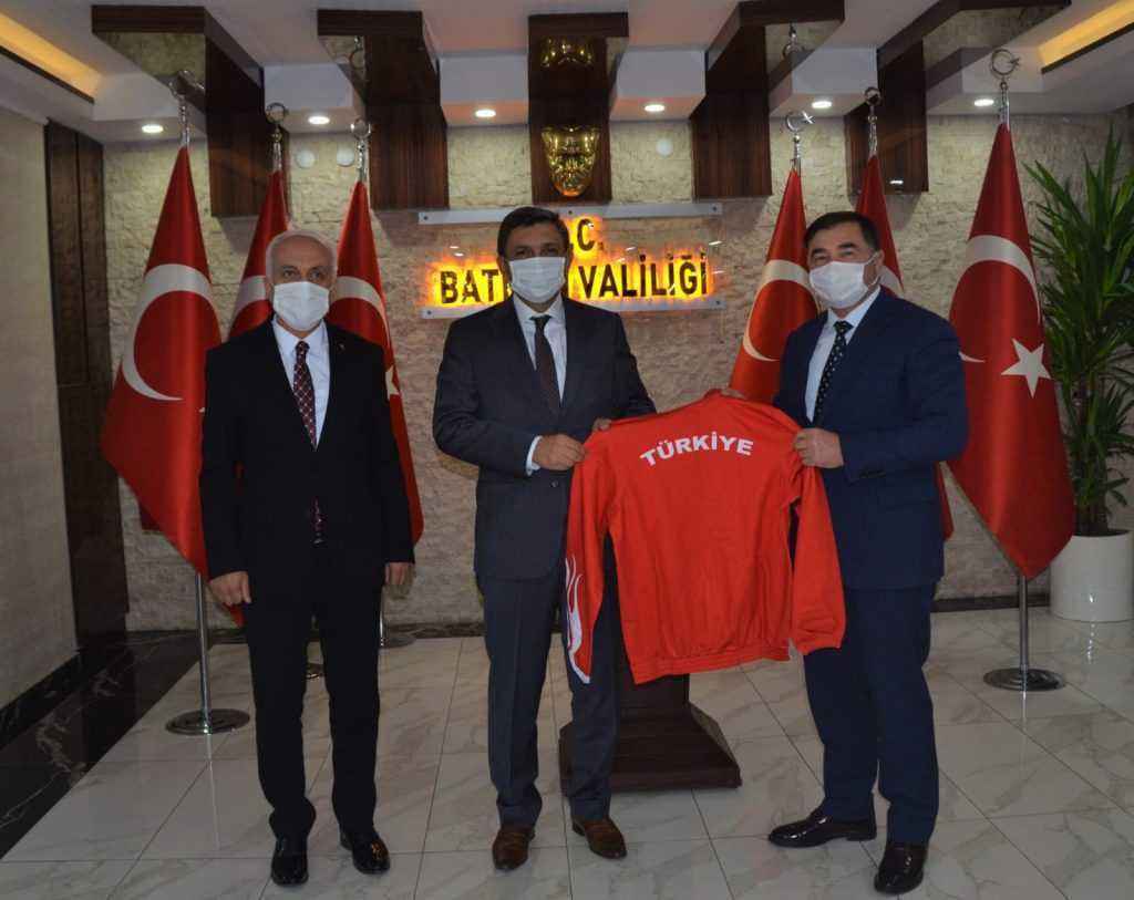 Musa Aydın’dan Batman Petrolspor Güreş Takımı’na ziyaret   