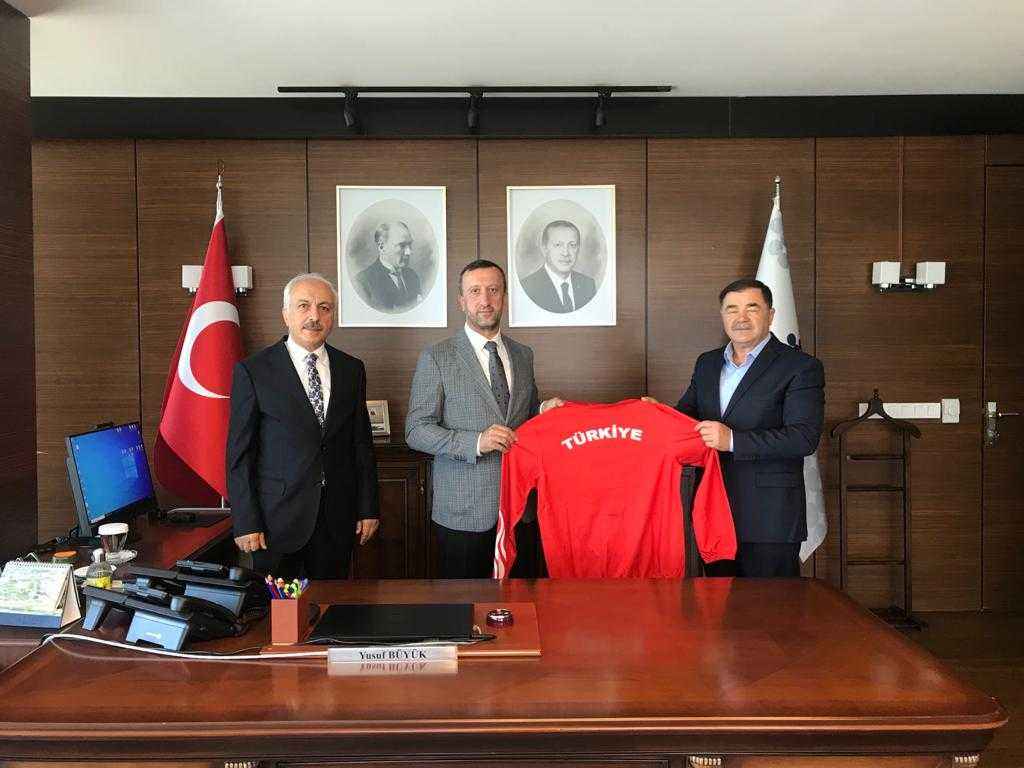 Musa Aydın: “Kulüplerimiz bizim göz bebeğimiz”