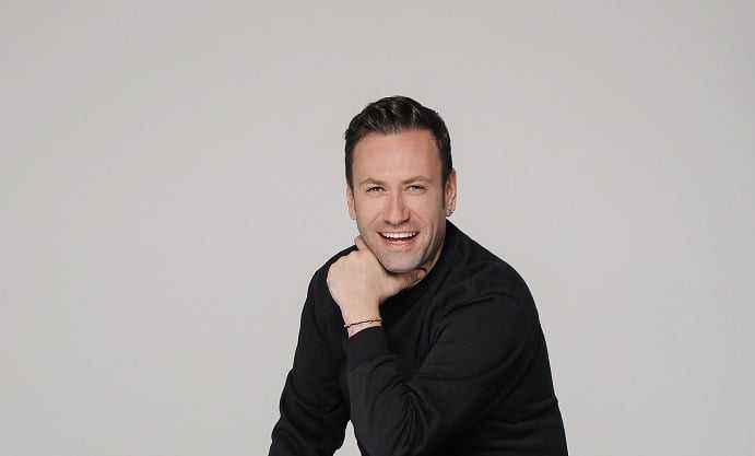 Özgür Aras’ın 11’inci kitabı ‘Henüz Tanışmadık’ çıktı