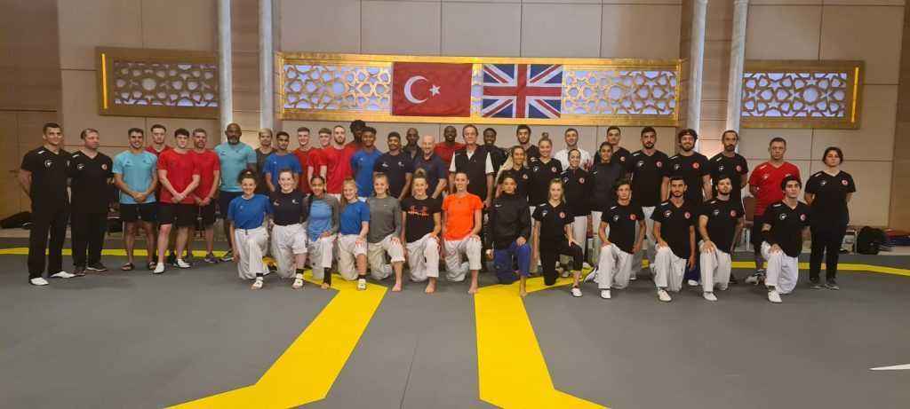 Tokyo yolunda önemli güç birliği   