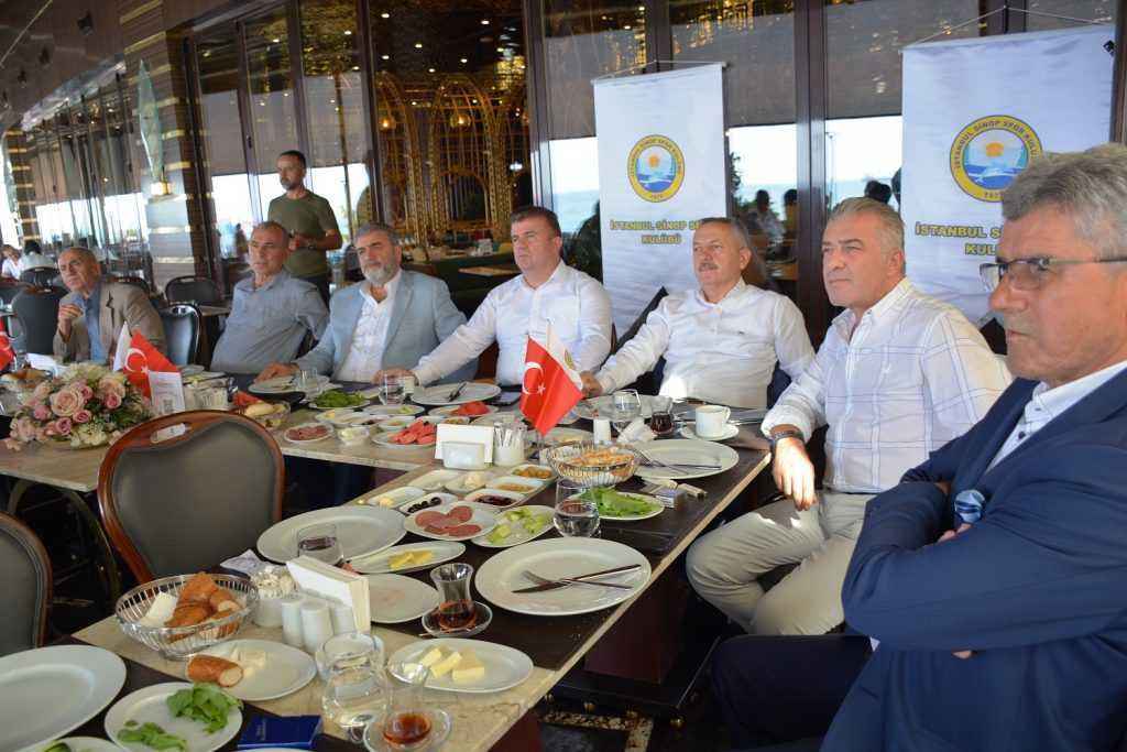 İstanbul Sinopsporlu işadamları kulüpleri için toplandı