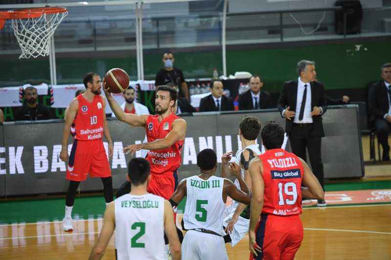 Bahçeşehir Koleji Ligde ikide iki yaptı