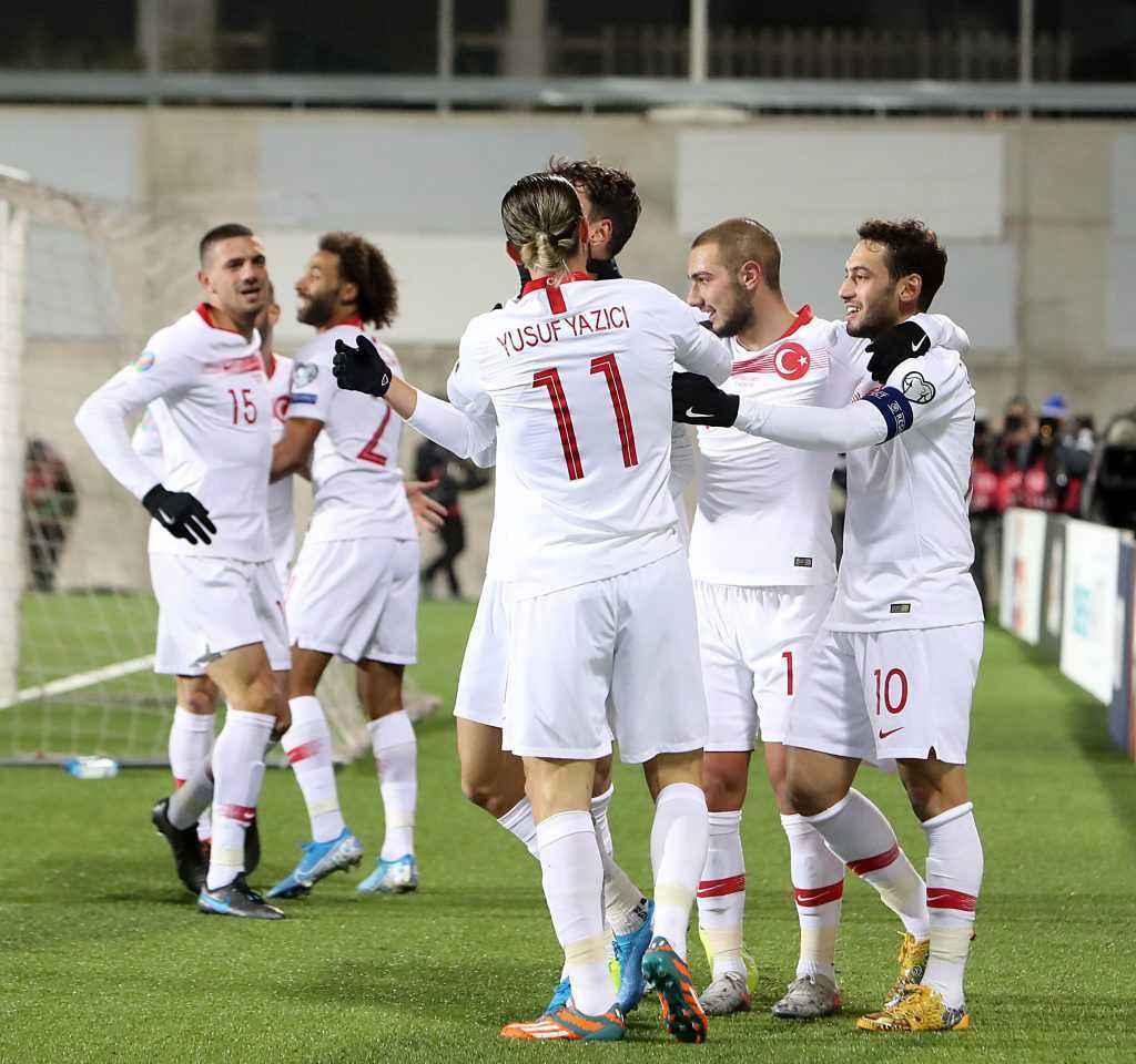 Milli maçlar canlı yayınla TRT’de   