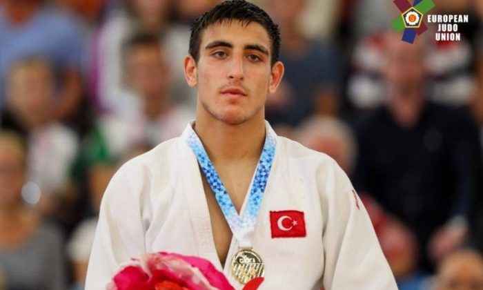 Muhammed Mustafa Koç’tan bronz madalya