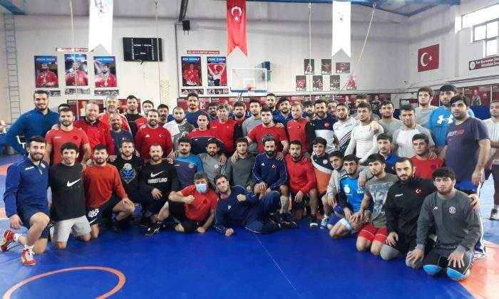 Azerbaycan serbest güreş milli takımı Ankara’da   
