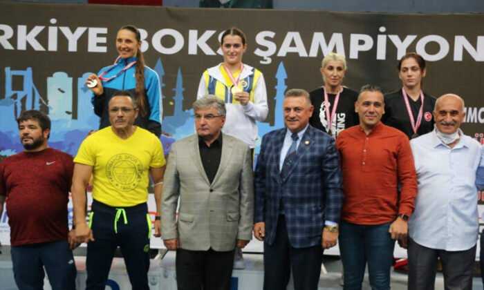 Nuri Eroğlu Büyük Erkekler ve Büyük Kadınlar Türkiye Ferdi Boks Şampiyonası Sona Erdi