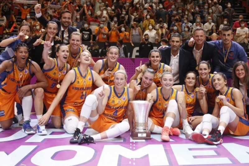 2021 FIBA Kadınlar Süper Kupa’sı Valencia’nın