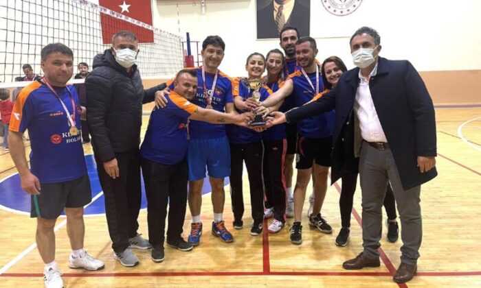 Cumhuriyet Kupası Voleybol Turnuvası Sona Erdi