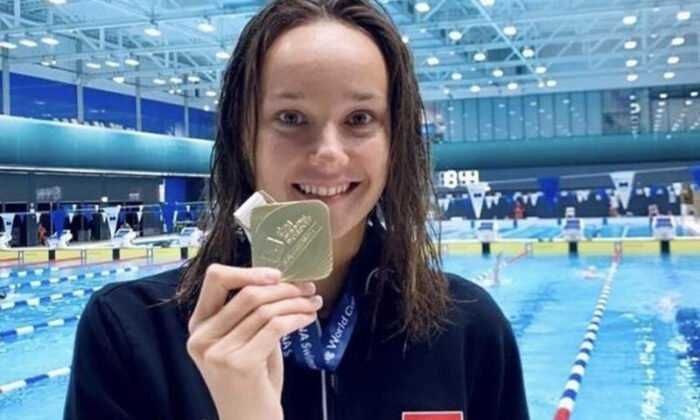 Milli Yüzücü Viktoria Zeynep Güneş’ten Altın Madalya