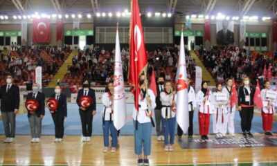 Türkiye Taekwondo Poomsae Şampiyonası Açılış Töreni Yapıldı