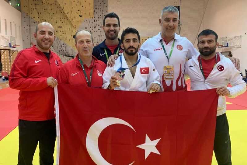 Mihraç Akkuş 23 Yaş Altı Judo Avrupa Üçüncüsü