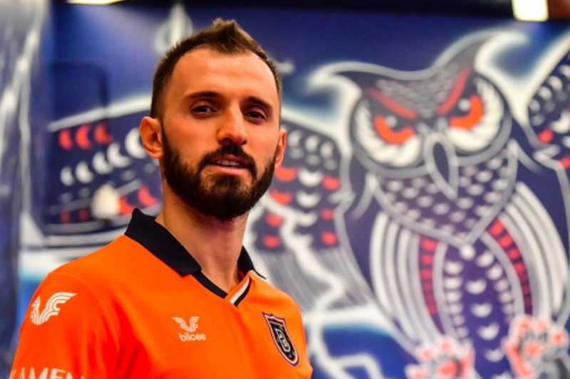 Emre Çolak Başakşehir’de