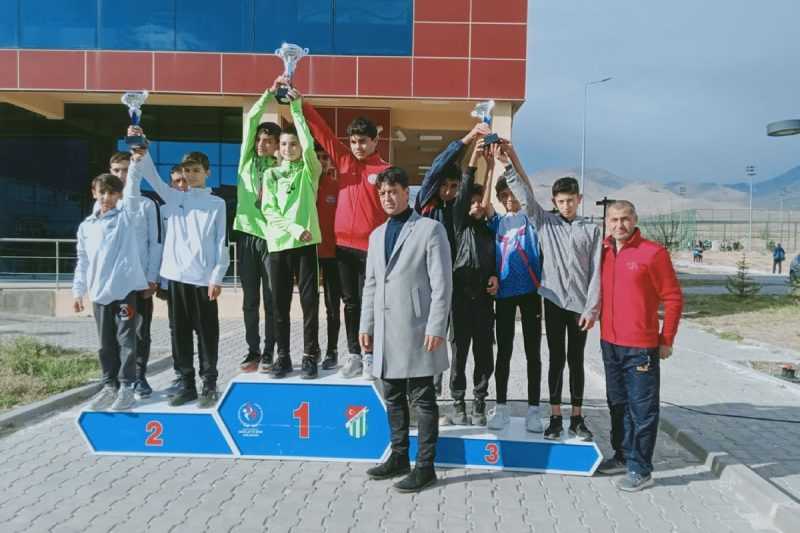 Karamanlı Atletler Bu Kez Niğde’de Parladı