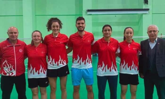Milli Badmintoncular İspanya’ya Gitti