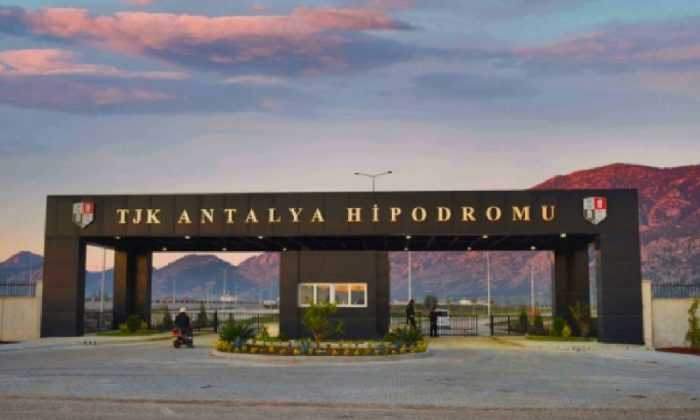 Antalya Hipodromu 19 Ocak’ta Açılıyor