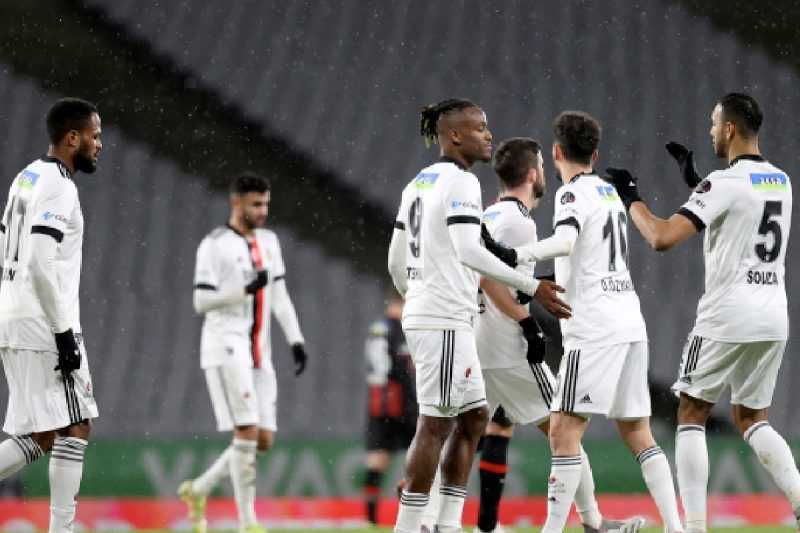 Beşiktaş Tek Golle Kazandı