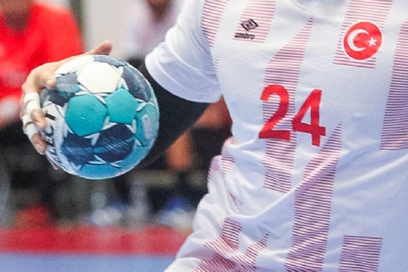 Milli Hentbol Takımı, Akdeniz Şampiyonası için Kampta
