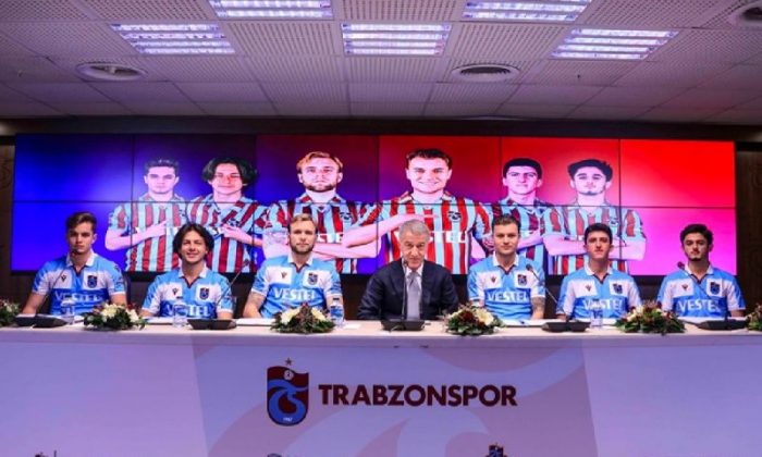 Trabzonspor, 6 Futbolcuyla Sözleşme İmzaladı