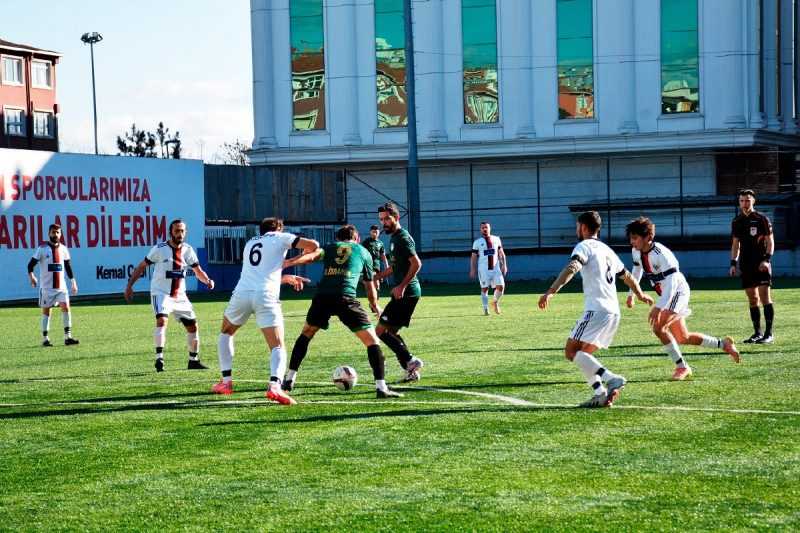 Yeni Ufukspor’un Zirve İnadı Devam Ediyor