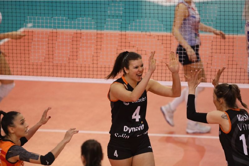 Eczacıbaşı Dynavit, Set Vermeden Devam Ediyor