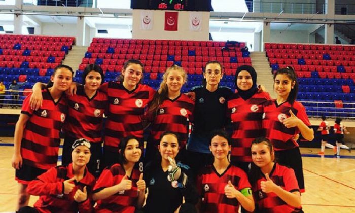 Karaman Spor Lisesi Kız Futsal Takımı Bir İlke İmza Attı