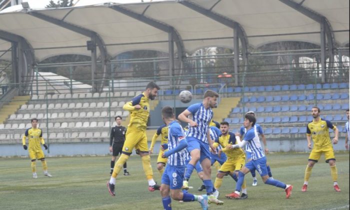 Küçükçekmece Sinopspor Deplasmanda 2-1 Kazandı