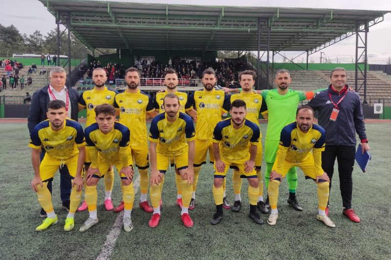 Küçükçekmece Sinopspor İlk Yarı Bitirdi; 0-2