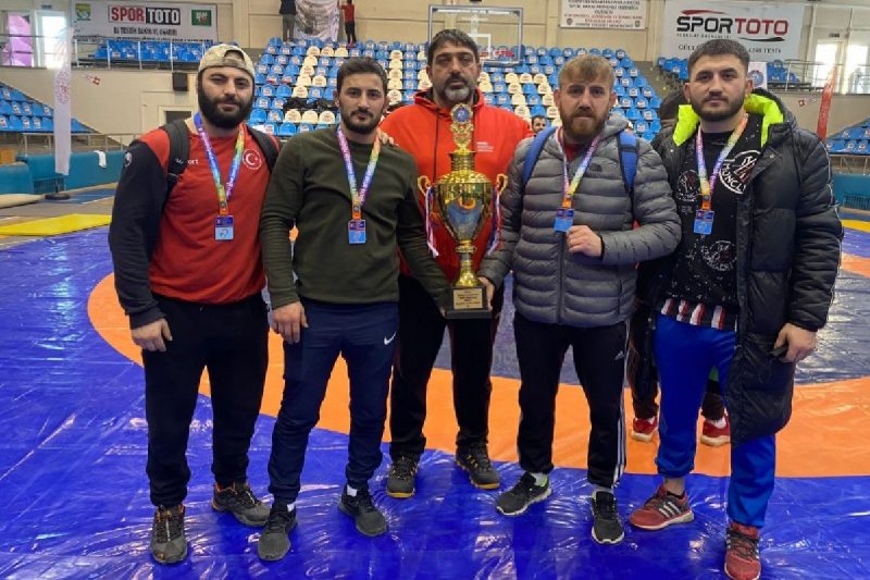 Yusufeli’ne 2 Türkiye Şampiyonluğu ile Döndüler