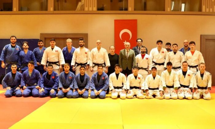 Antalya GSİ Müdürü Yavuz Gürhan, Judo Milli Takımımızı Ziyaret Etti