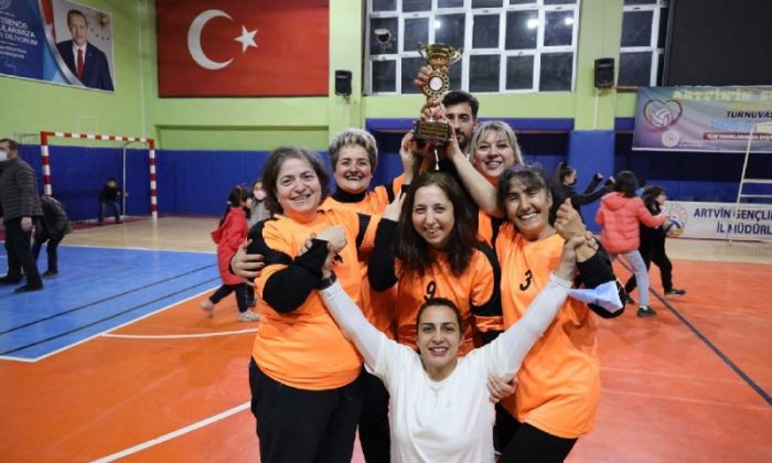 Artvin’in Sultanları Voleybol Turnuvası Sona Erdi