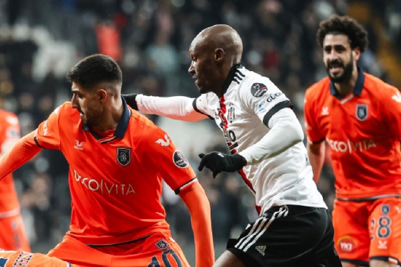 Beşiktaş, Başakşehir ile Berabere Kaldı