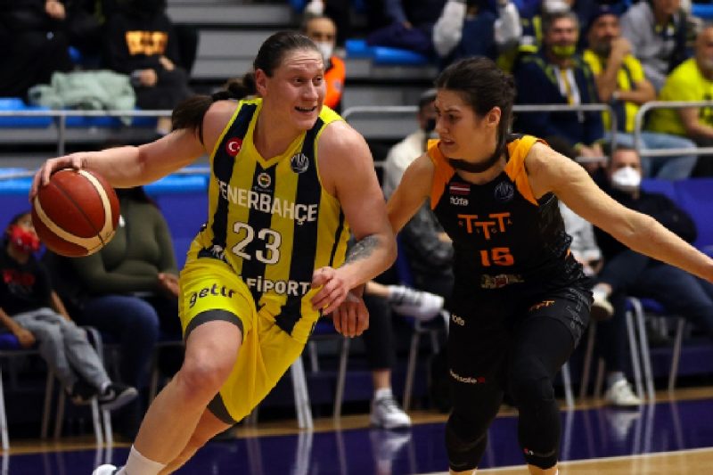Fenerbahçe Safiport Avantajı Kaptı