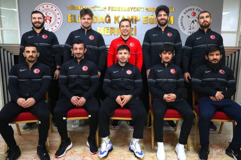 Serbest Güreş Milli Takımı Sporcularından Avrupa Şampiyonası’nda Kürsü Sözü 