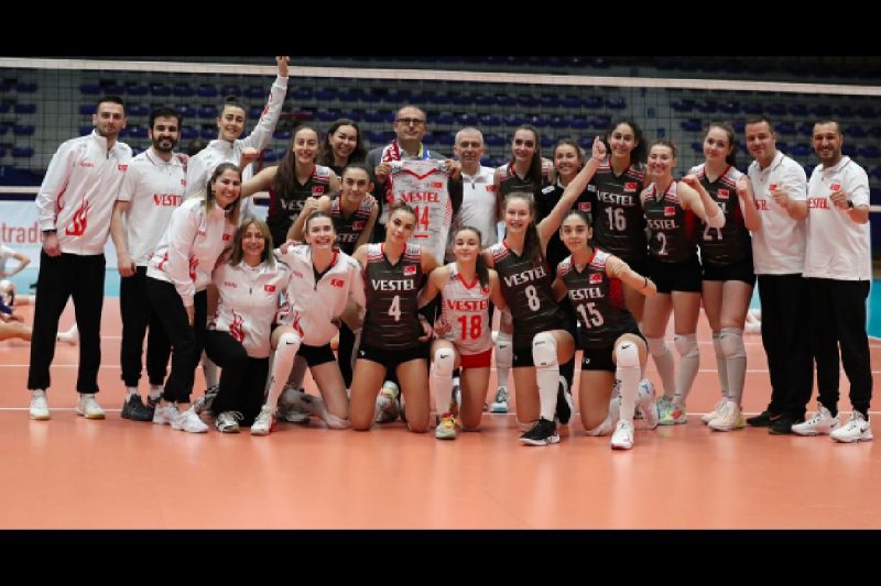 19 Yaş Altı Kadın Milli Voleybol Takımı, Namağlup Finallerde