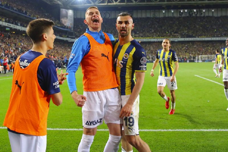 Derbide Kazanan Fenerbahçe Oldu