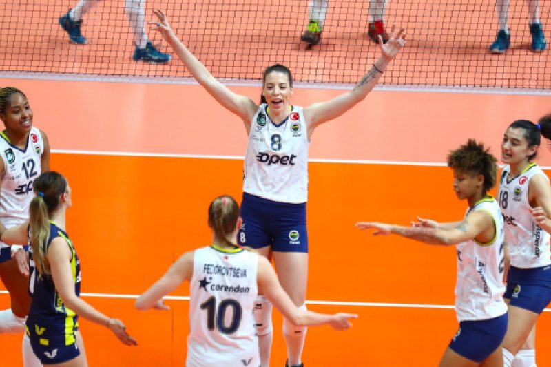 Fenerbahçe Opet, Normal Sezonu Galibiyetle Noktaladı