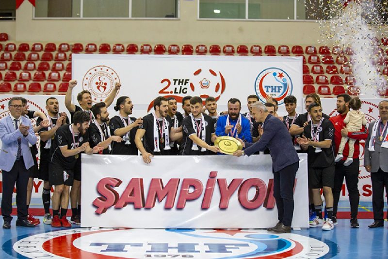 Hentbol Erkekler 2. Ligi’nde Şampiyon Yozgat Belediye Bozok