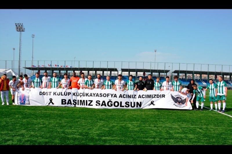 Küçük Ayasofya Kendi Sahasında 3-0 Kazandı