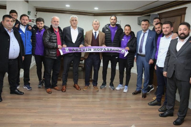 Artvin Hopaspor Yönetiminden Vali Doruk’a Ziyaret