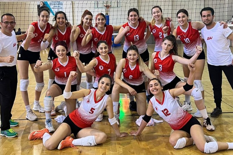 Doğuş Üniversitesi Ünilig Süper Lige Galibiyetle Başladı