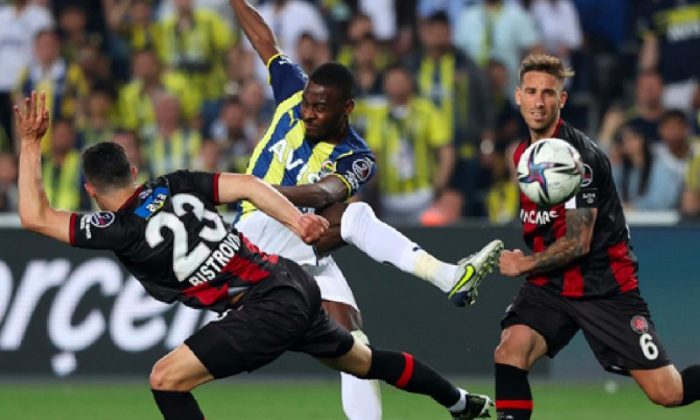 Fenerbahçe Kadıköy’de Karagümrük ile Berabere Kaldı