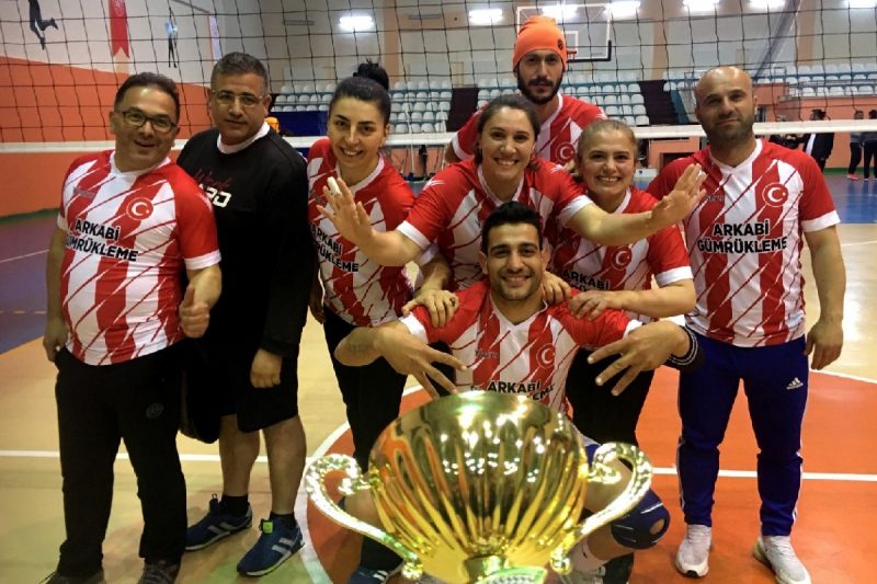 Hopa Kaymakamlık Voleybol Turnuvası Sonuçlandı