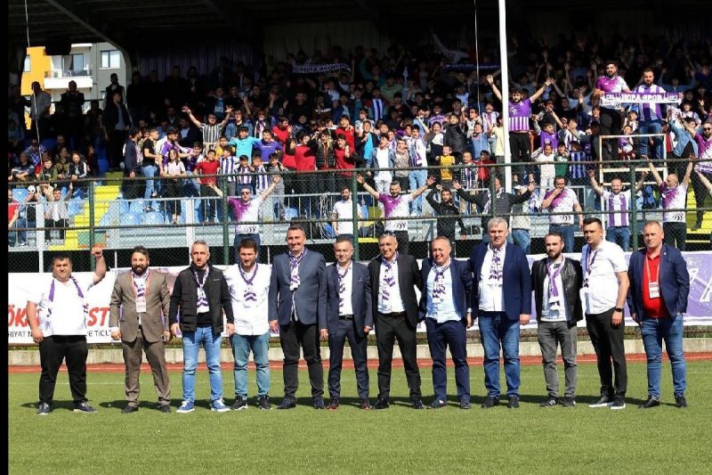Artvin Hopaspor Yönetimi İstifa Etti