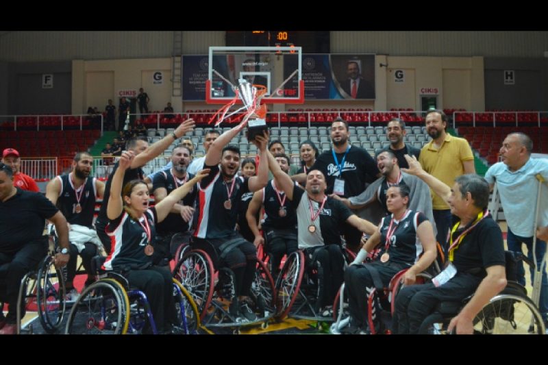 Tekerlekli Sandalye Basketbol Süper Ligi Play-off’da Beşiktaş Üçüncü Oldu